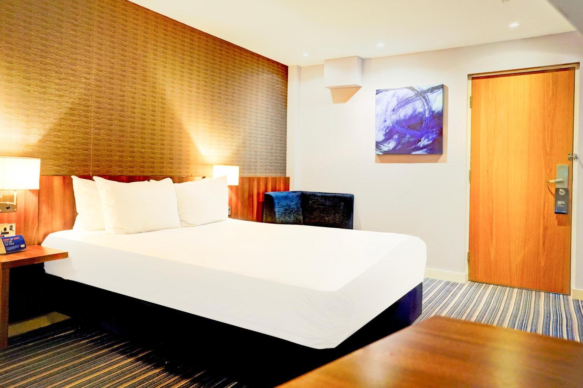 Belvilla Crewe City Centre Hotel Lifestyle Экстерьер фото