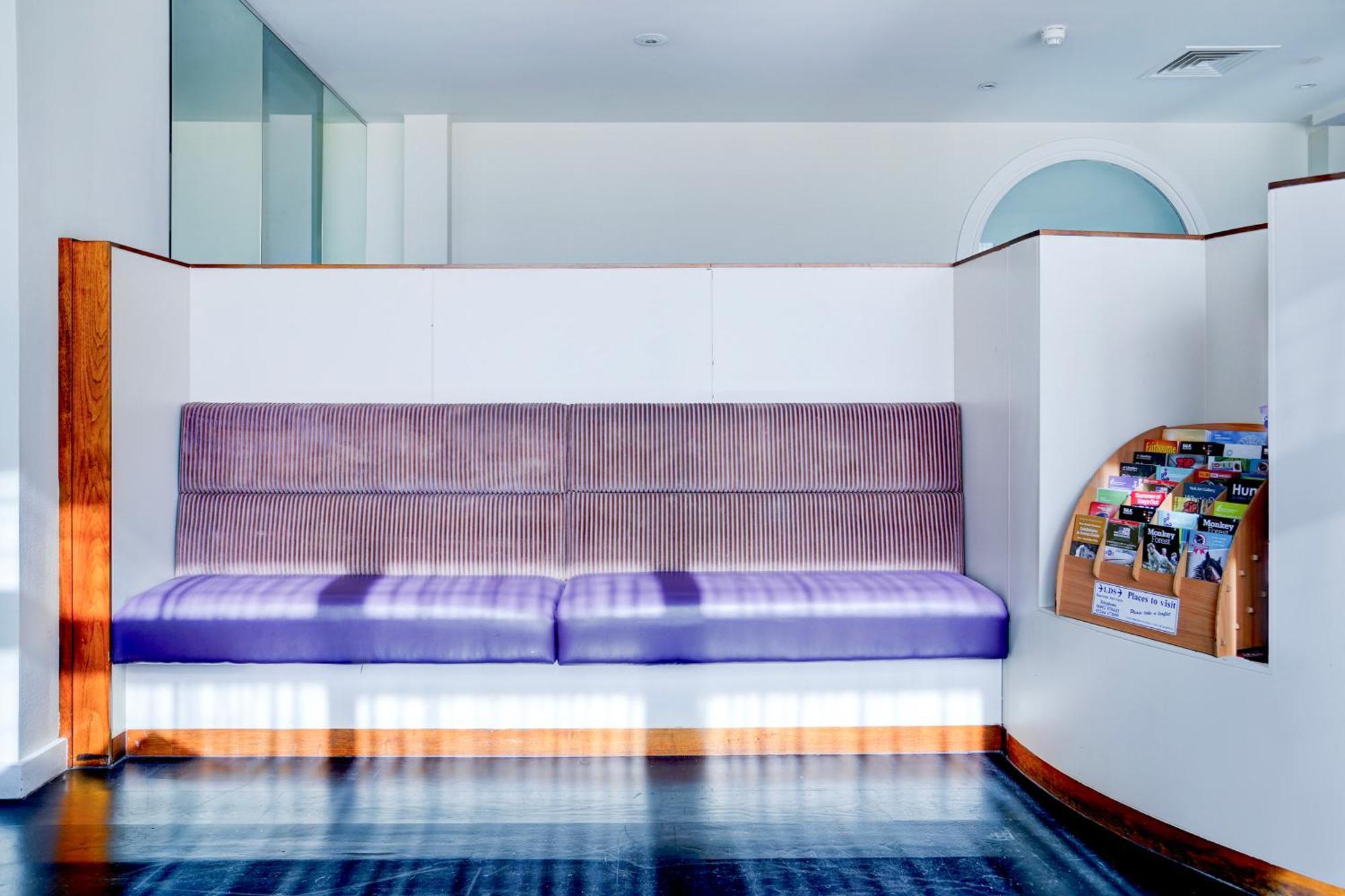 Belvilla Crewe City Centre Hotel Lifestyle Экстерьер фото