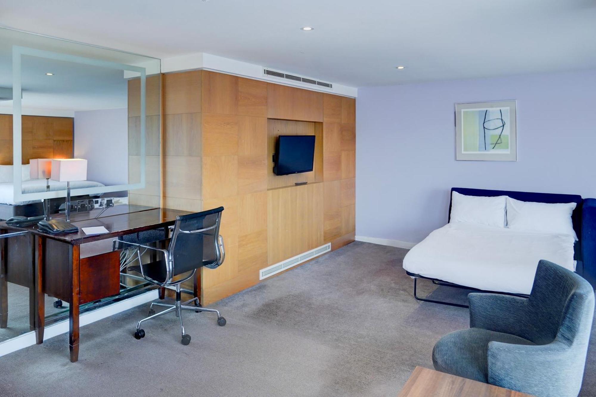 Belvilla Crewe City Centre Hotel Lifestyle Экстерьер фото